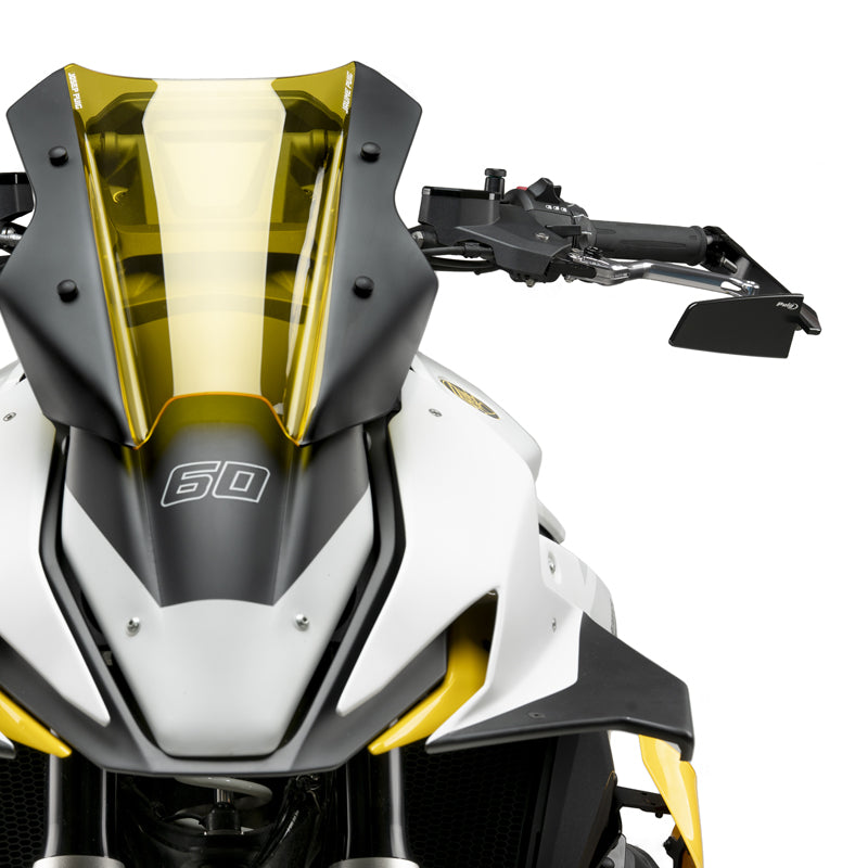 た K-2プロジェクト ZX-11）フラッグシップらしさに充実 ZX-11（カワサキ アクセサリー